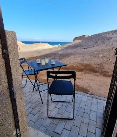 Дом отдыха Junto Al Mar 2 Ла-Марета