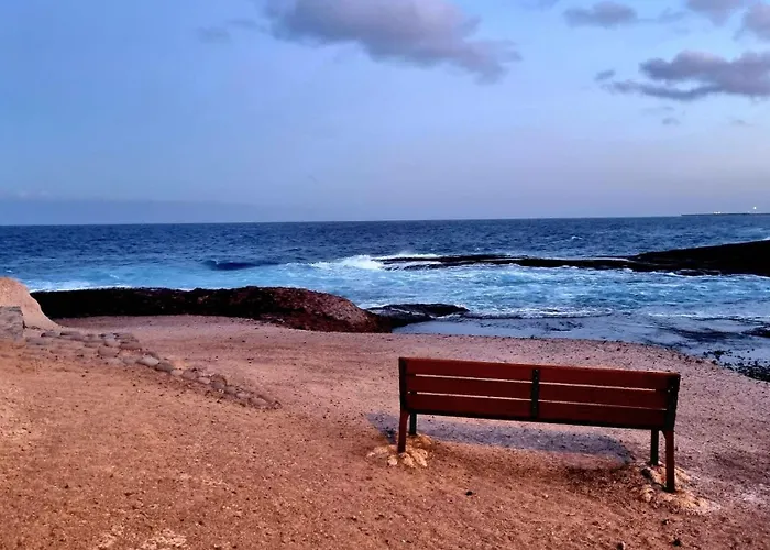 Junto Al Mar 2 *
